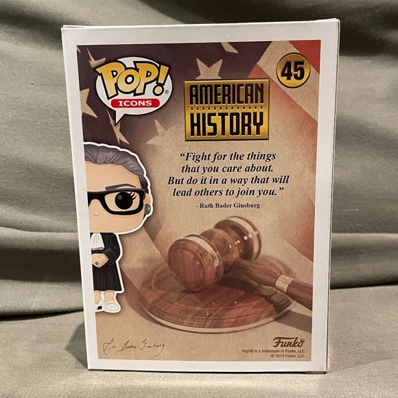 NIB Ruth Bader Ginsburg Pop! Vinyl Figure - Picture 3 of 6